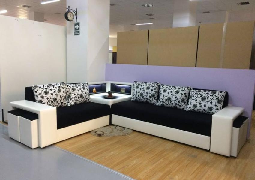 Coltar Stiletto cu tabureti